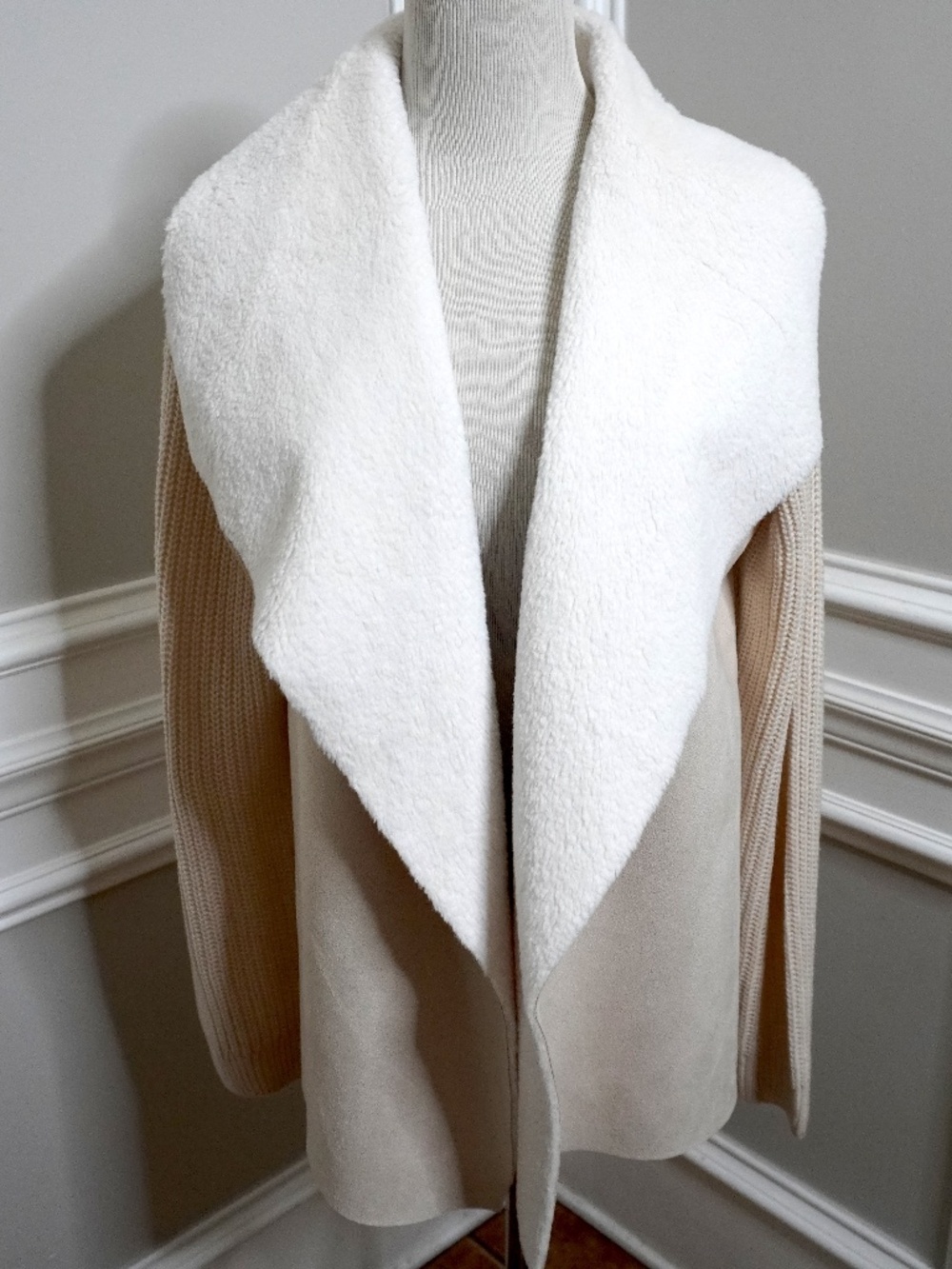 Sienna Sage Beige Women's Faux Fur Soft Opened Cardigan Sweater, Size L